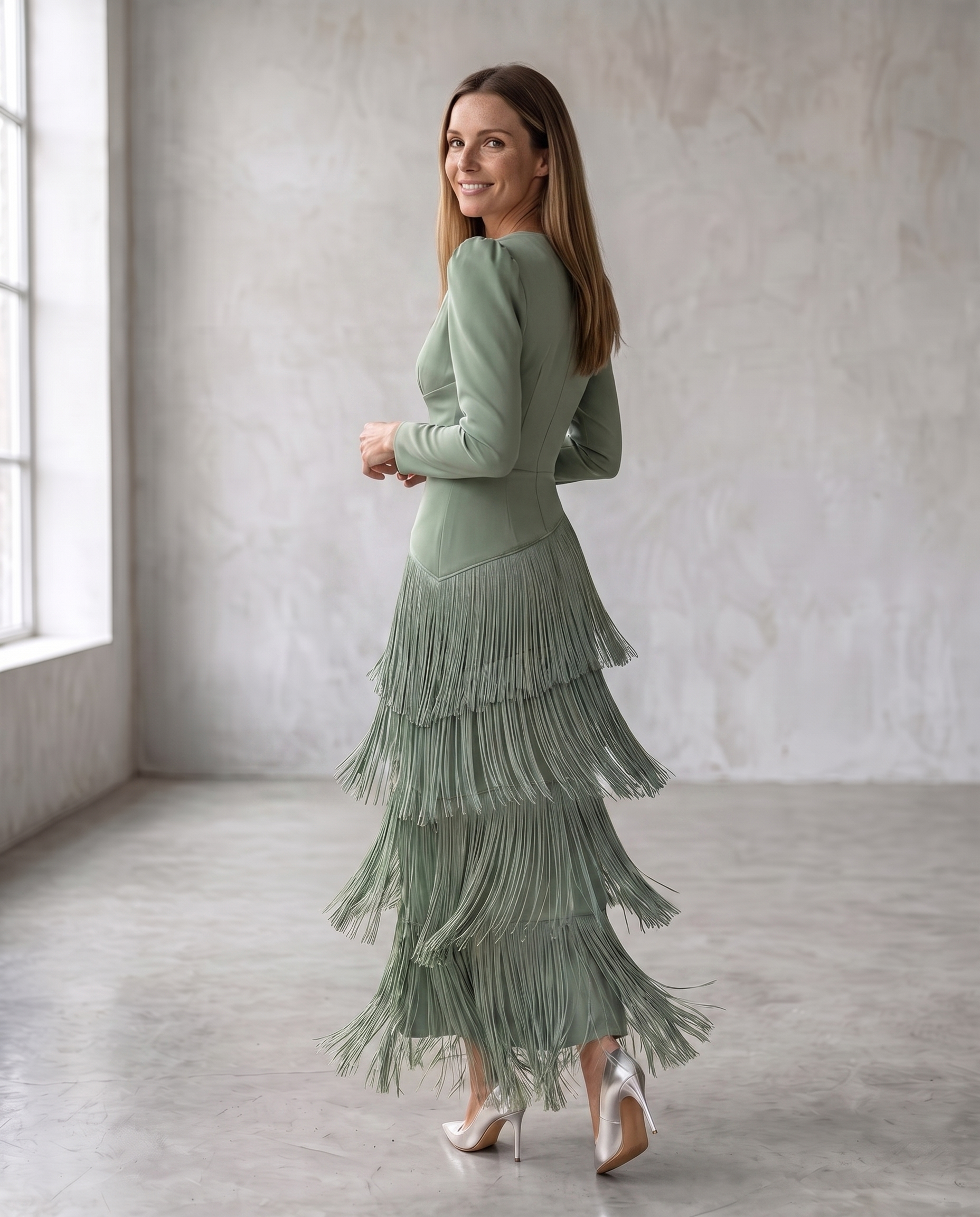 Claire | Elegant dress with fringe sleeves