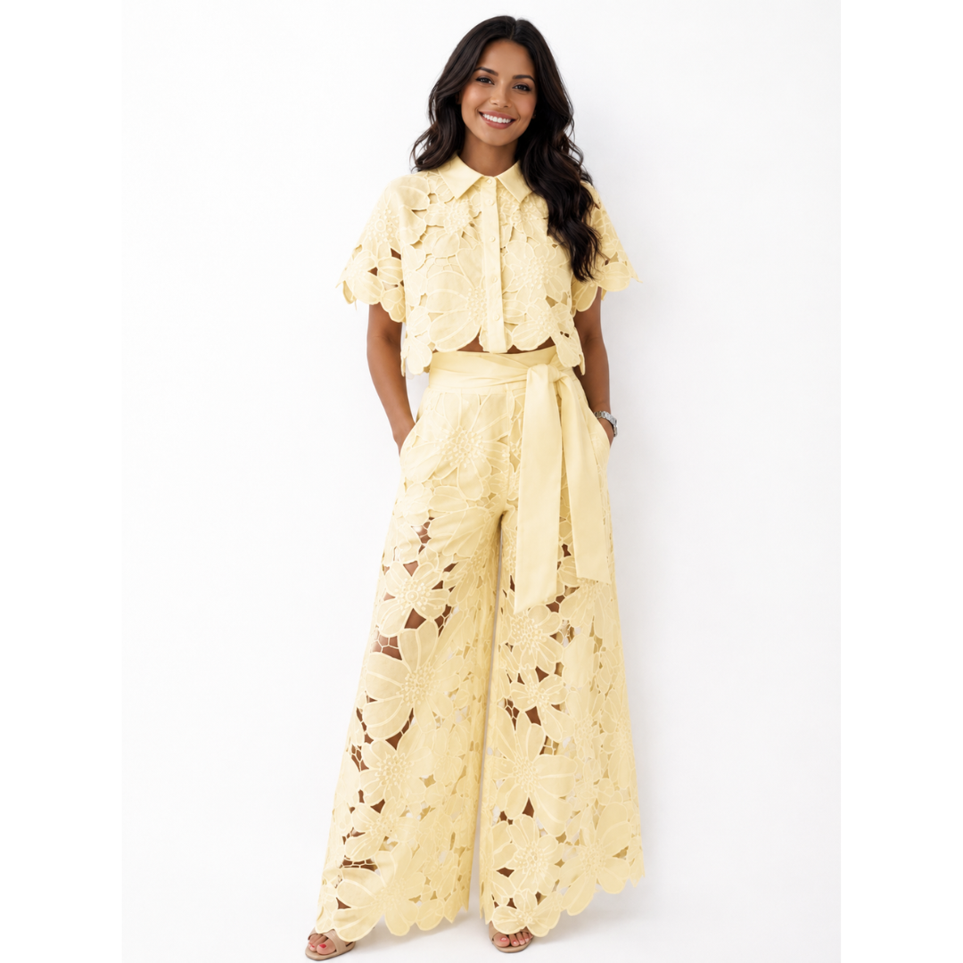 Holly Elegant Lightweight Two-Piece Set