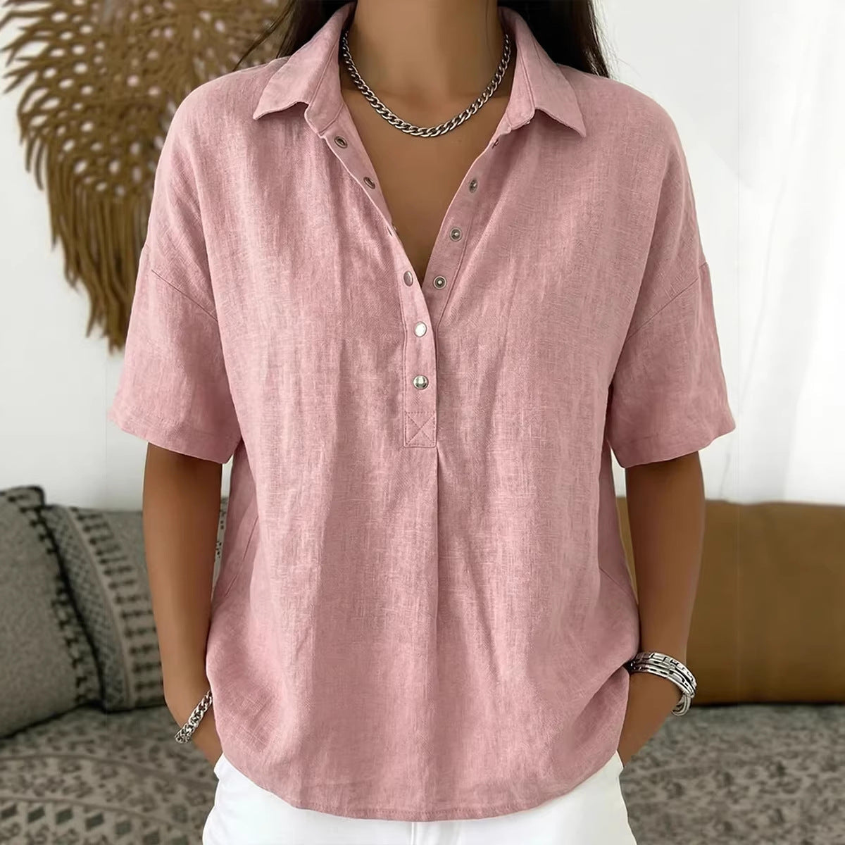 Willow | Blouse with Collar and Button